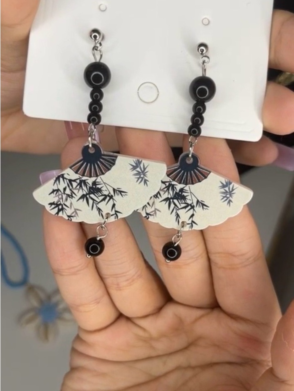 Elegant Black & White Fan Drop Earrings